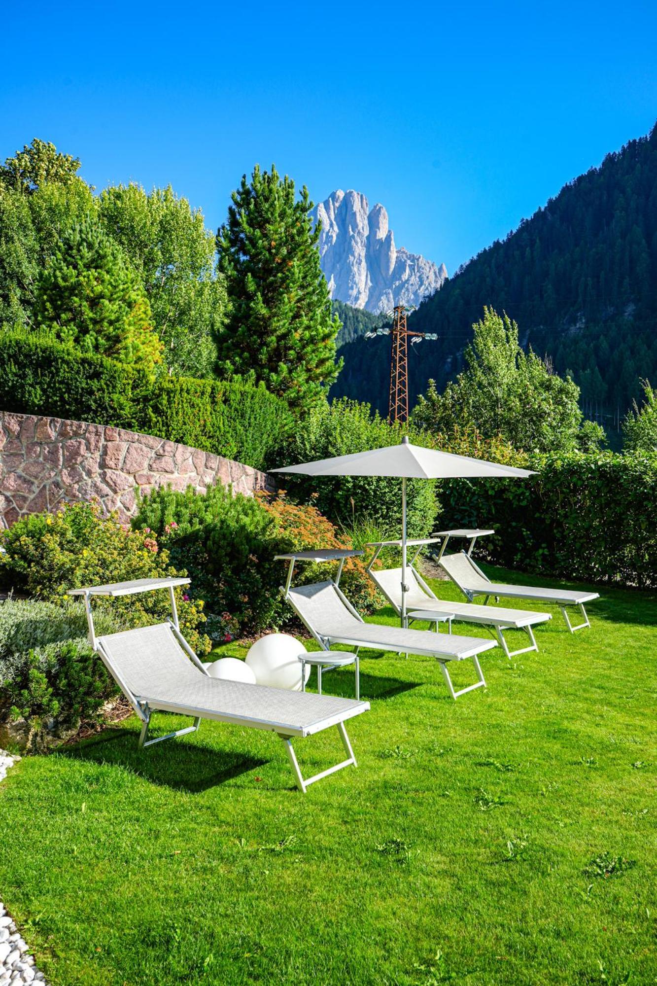 B&B Hotel Mirabel Ortisei Exterior foto