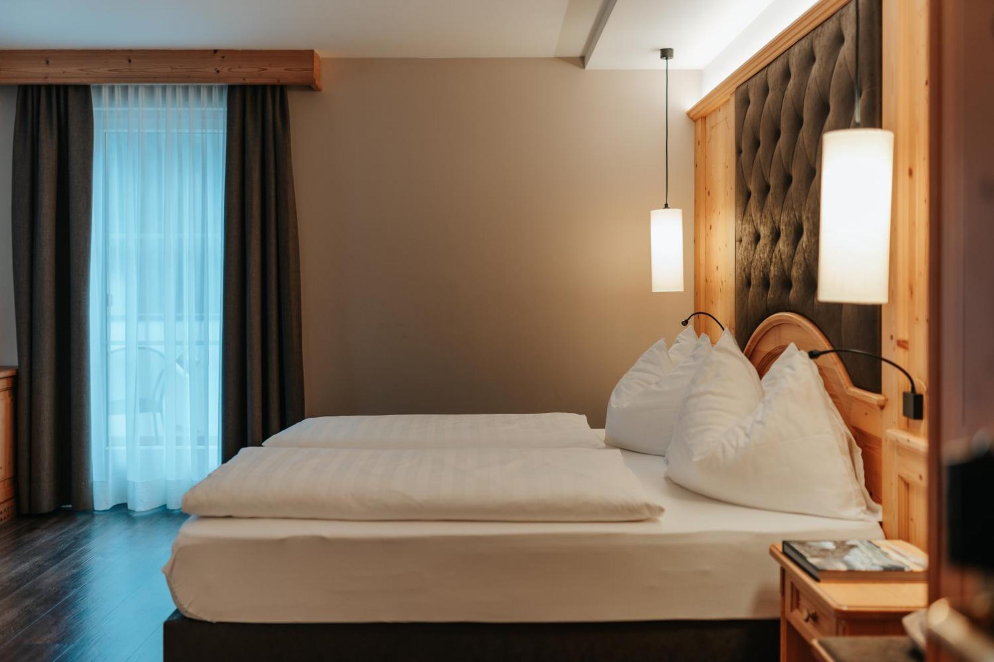 B&B Hotel Mirabel Ortisei Quarto foto